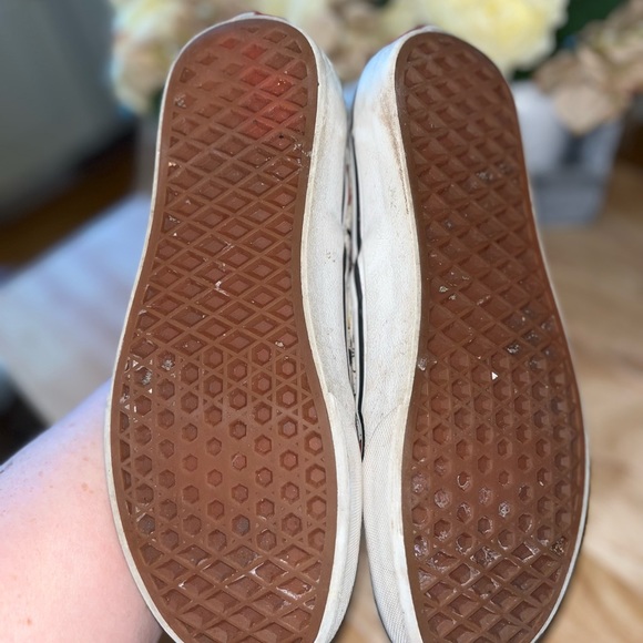 Disney vans. Mickey Mouse. VANS custom Disney slide on shoe - Picture 7 of 7